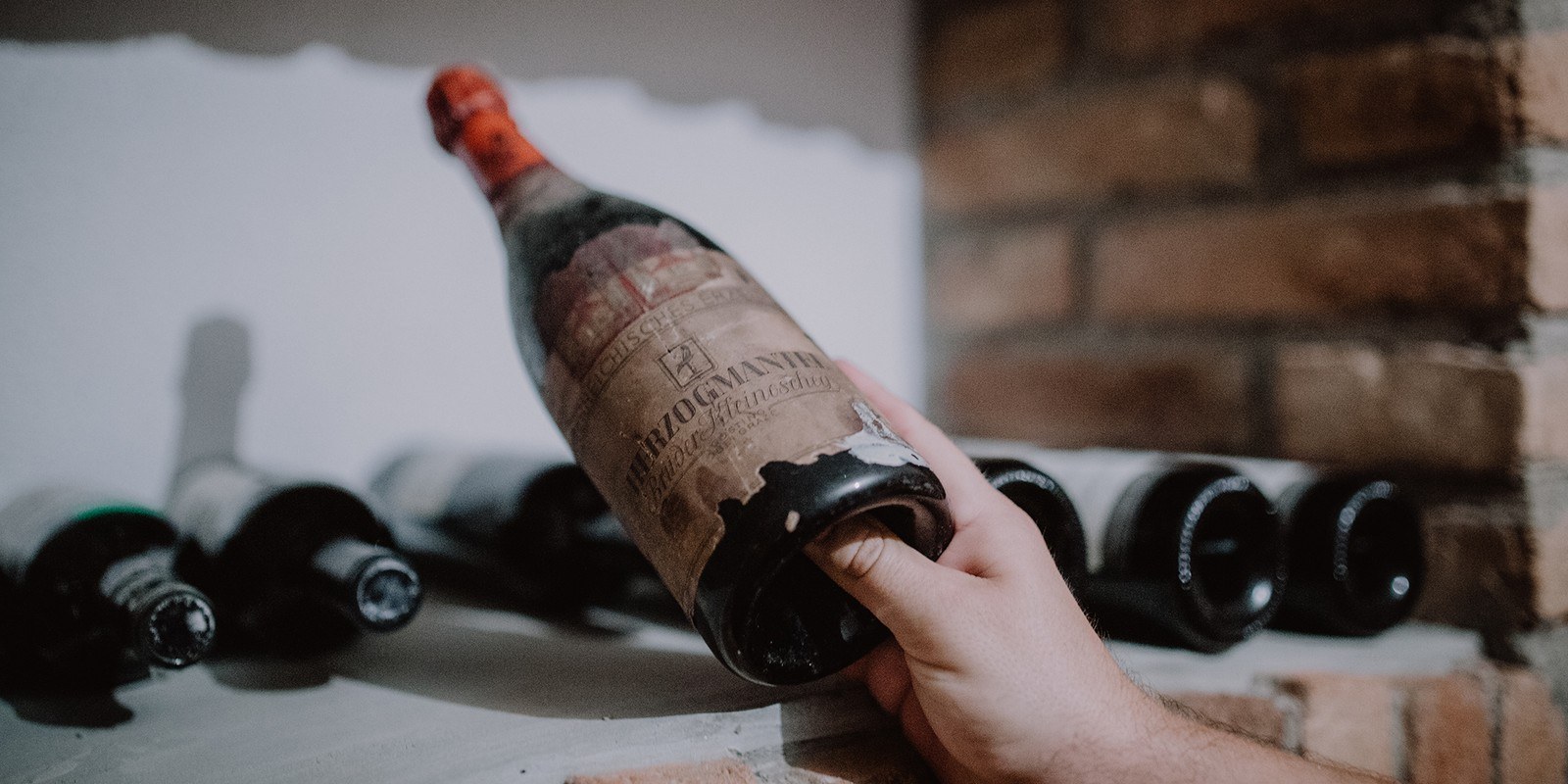 Kleinoscheg Sekt- und Weinhandels GmbH