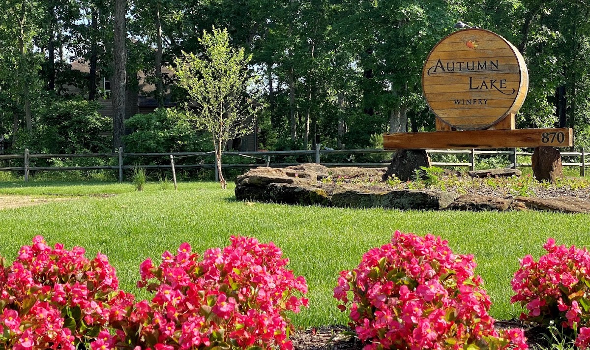 Autumn Lake Winery LLC