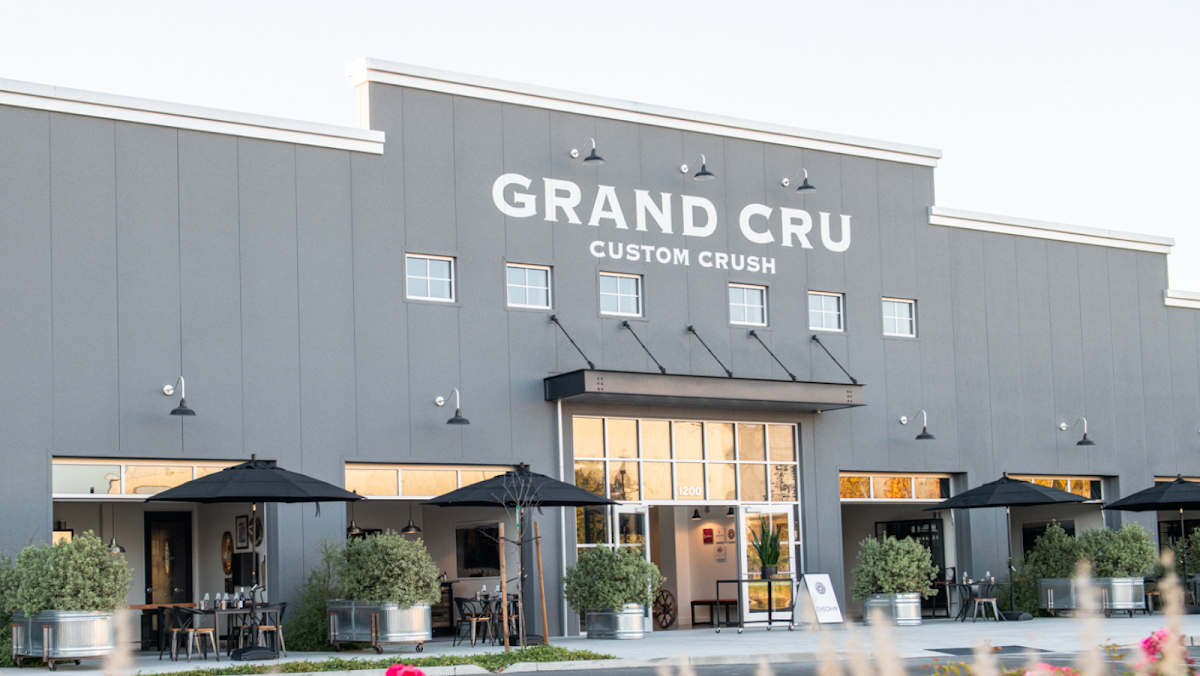 Cru Vin Dogs Wine Group