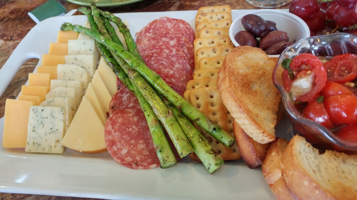 CRUMP VALLEY VINEYARDS, LLC
