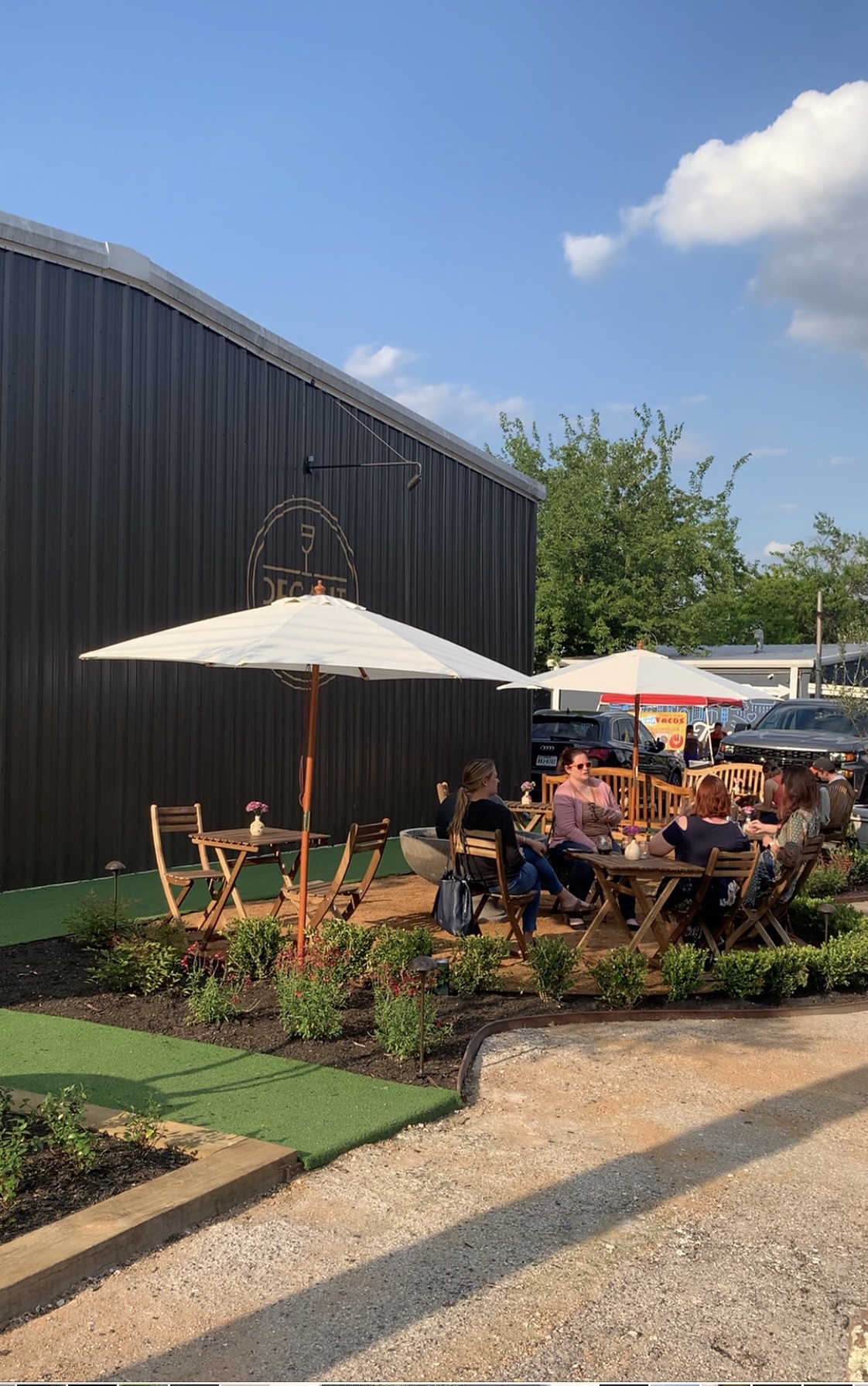 Decant Urban Winery, LLC