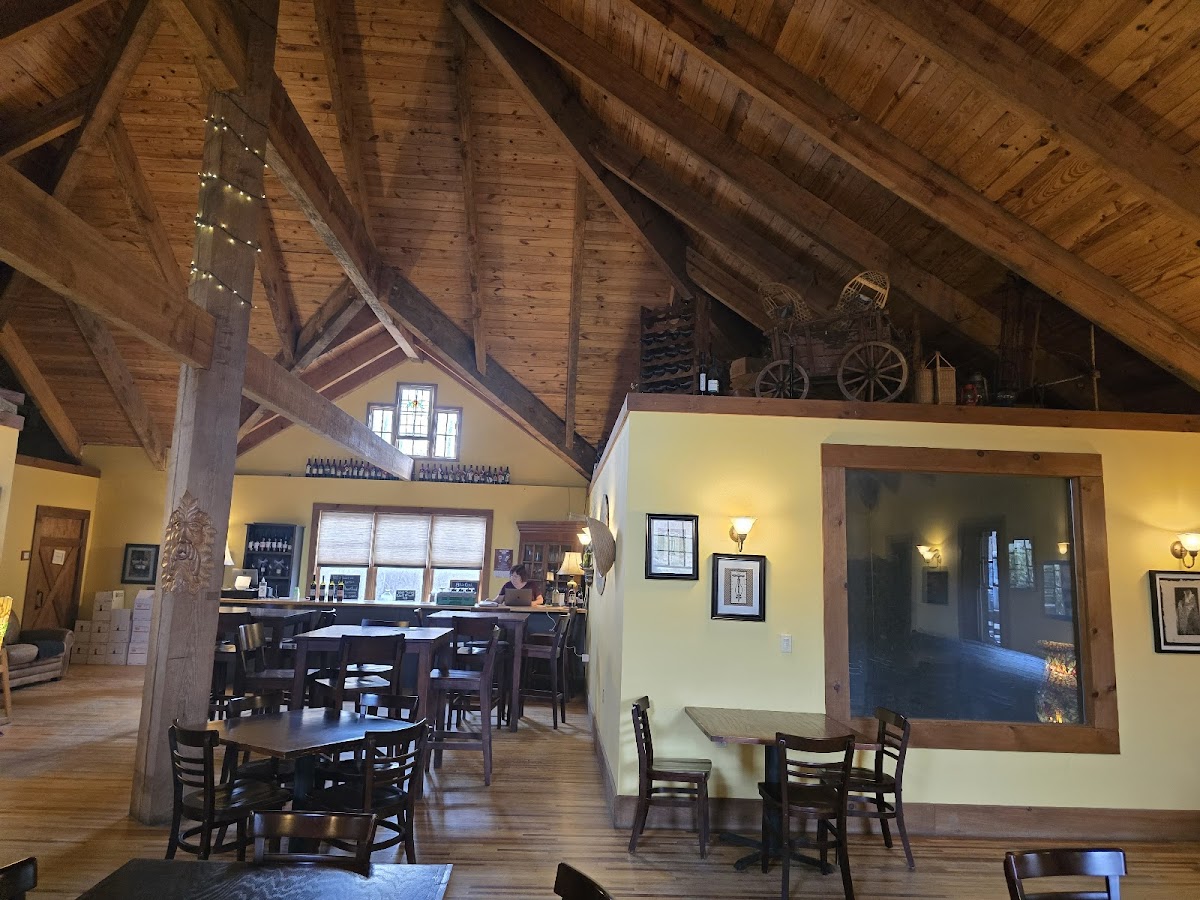Elkin Creek Vineyards