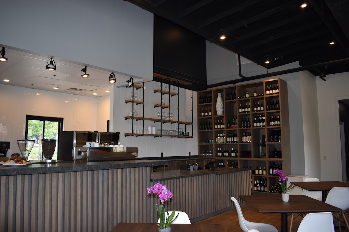 Enoch's Wine and Coffee