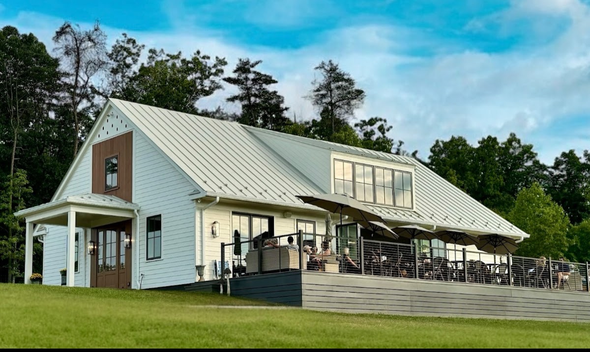 Fallen Tree Winery