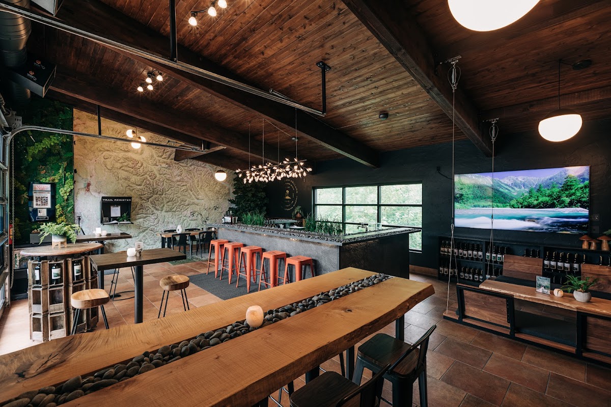 Glacier View Cellars