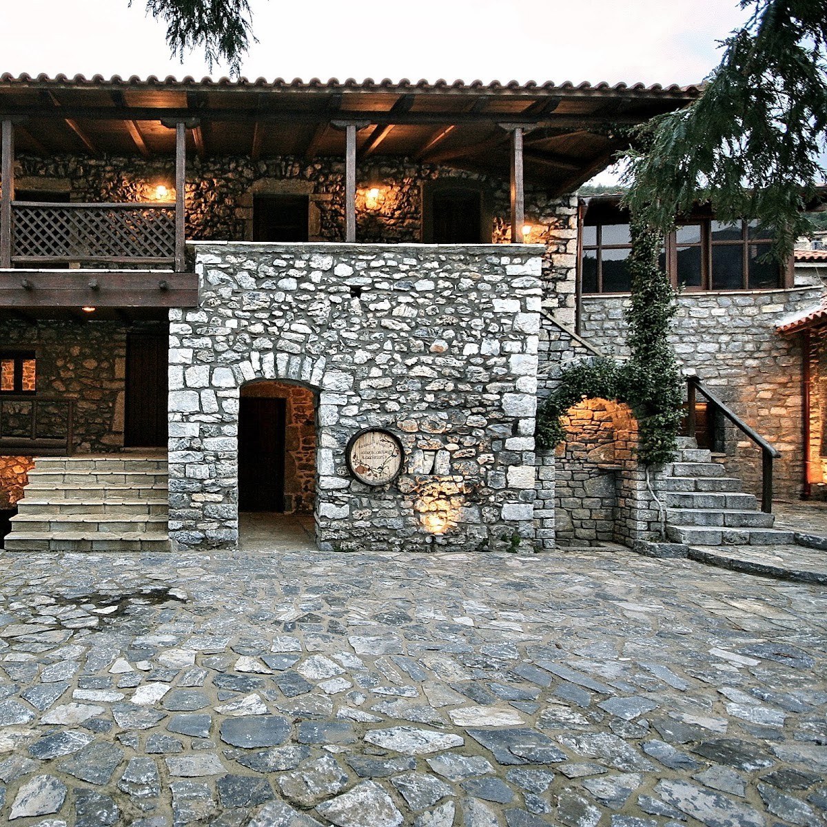 Οινοποιείο Καλόγρη - Kalogris Organic Winery