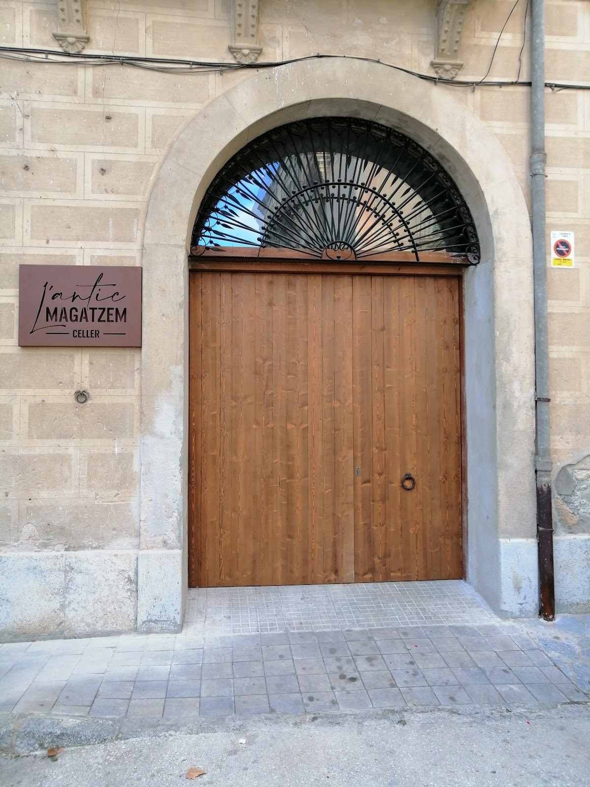 Celler l'Antic Magatzem