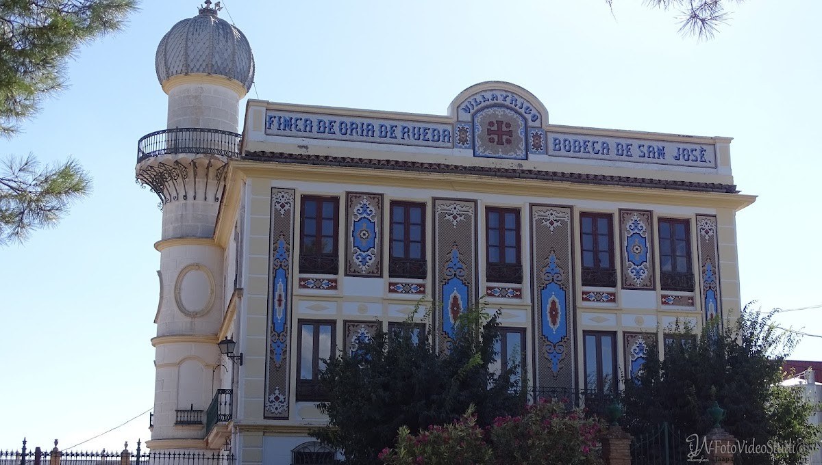 Bodegas Torre Oria Almacén
