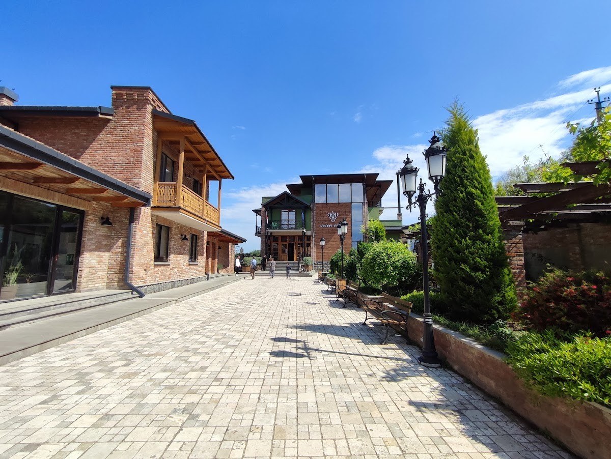 Kardanakhi Estate