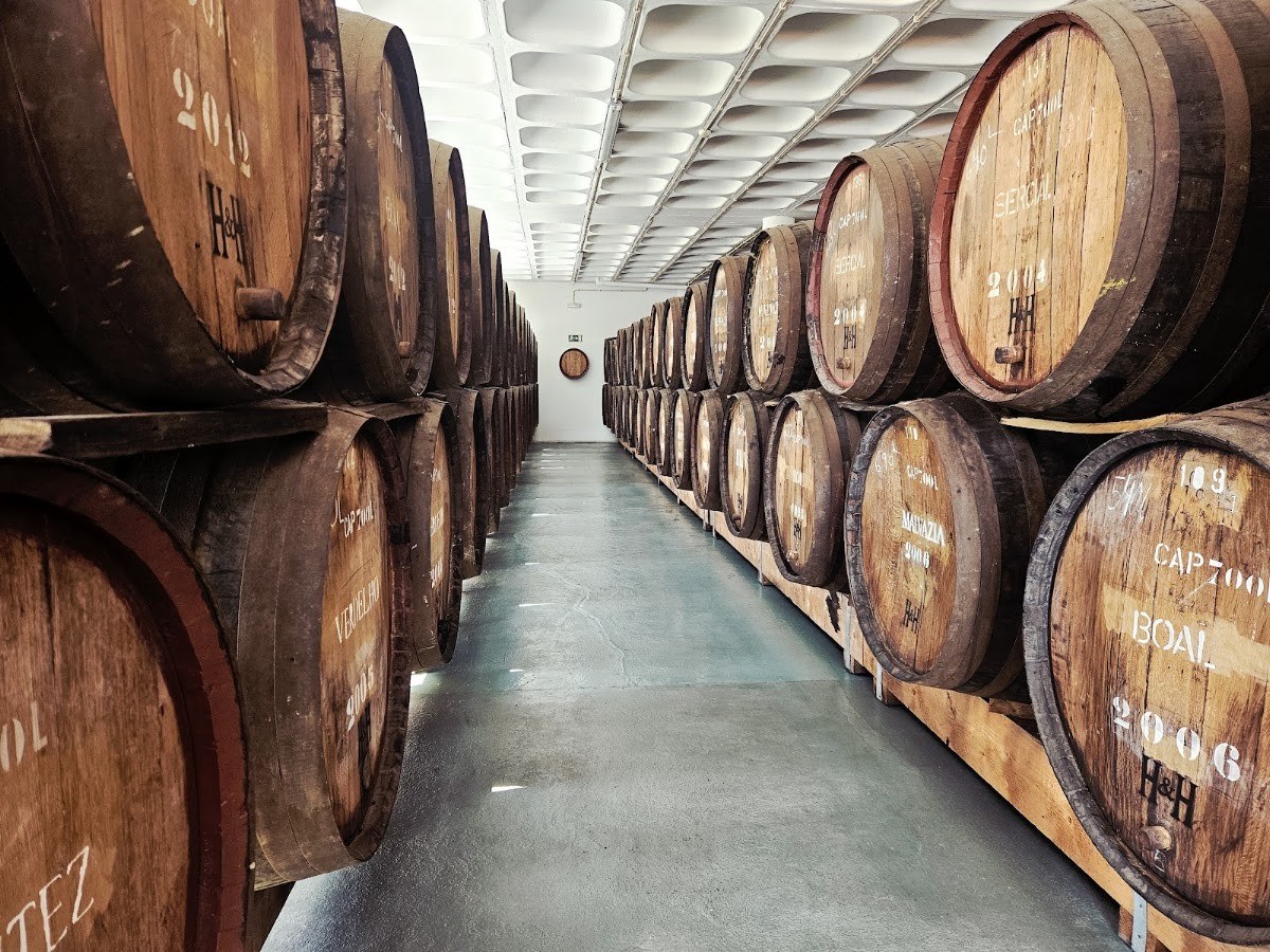 Casa Dos Vinhos Da Madeira, Lda.