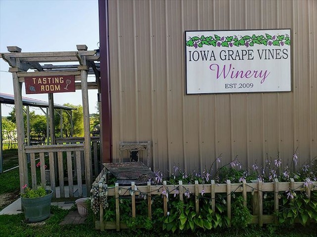 Iowa Grape Vines Winery, LLC