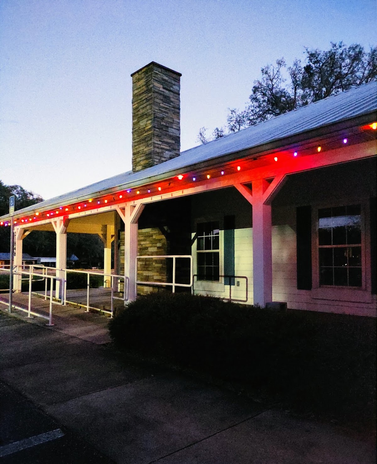Island Grove Winery