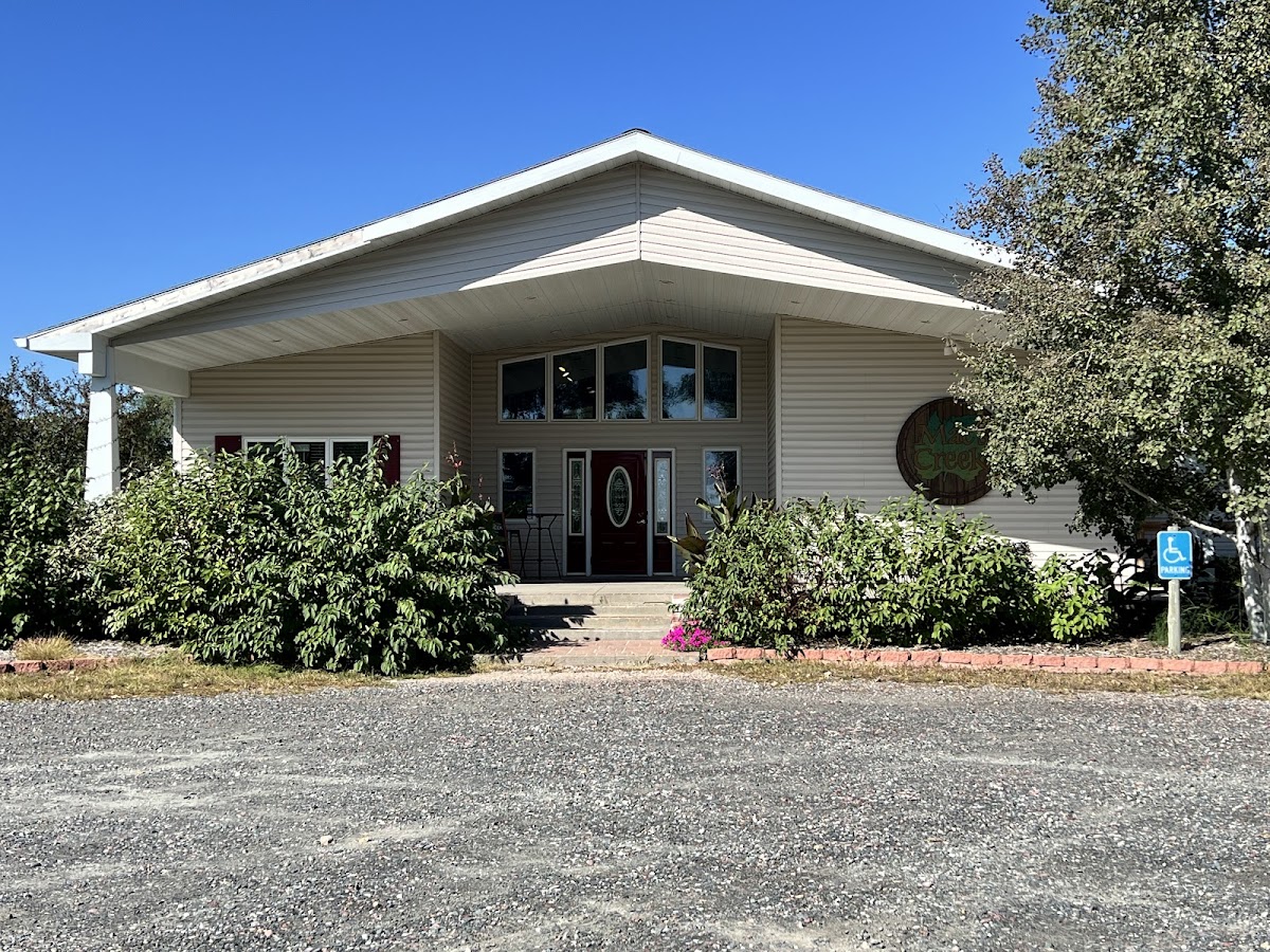 Mac's Creek Vineyards & Winery