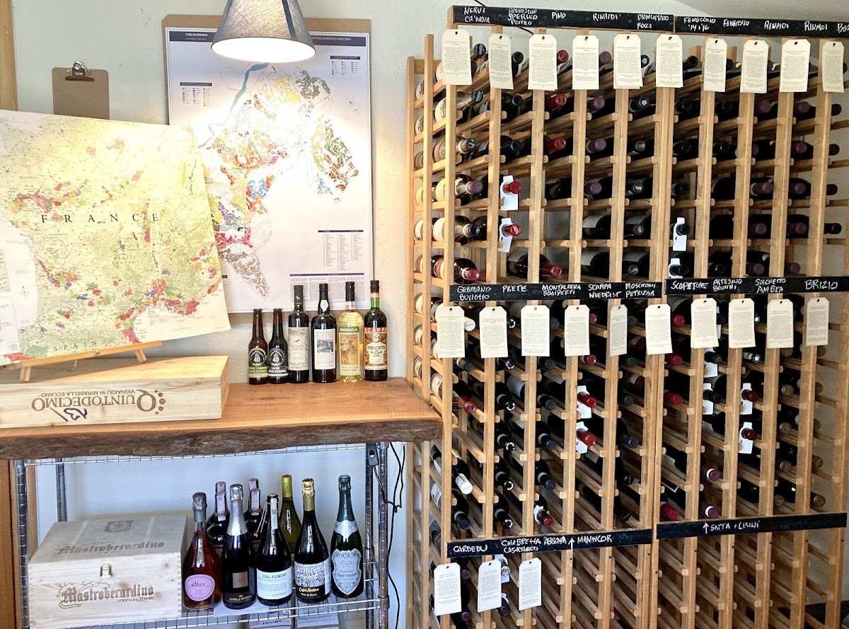 Mela Vino