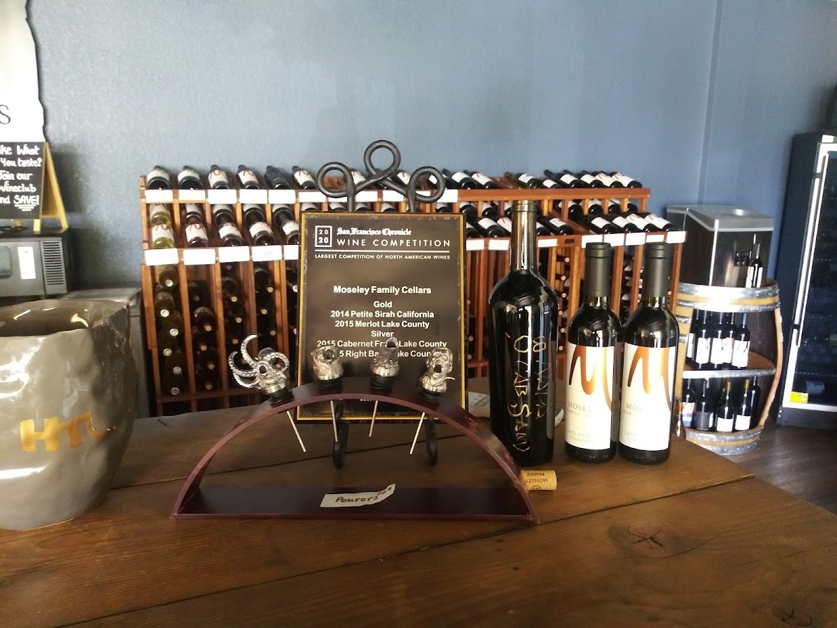 MOSELEY FAMILY CELLARS