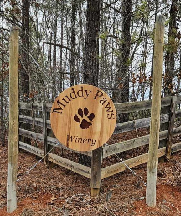 Muddy Paws Winery, LLC