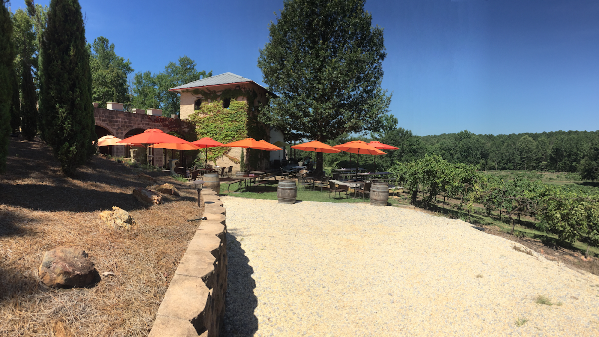 Ozan Vineyard and Cellars