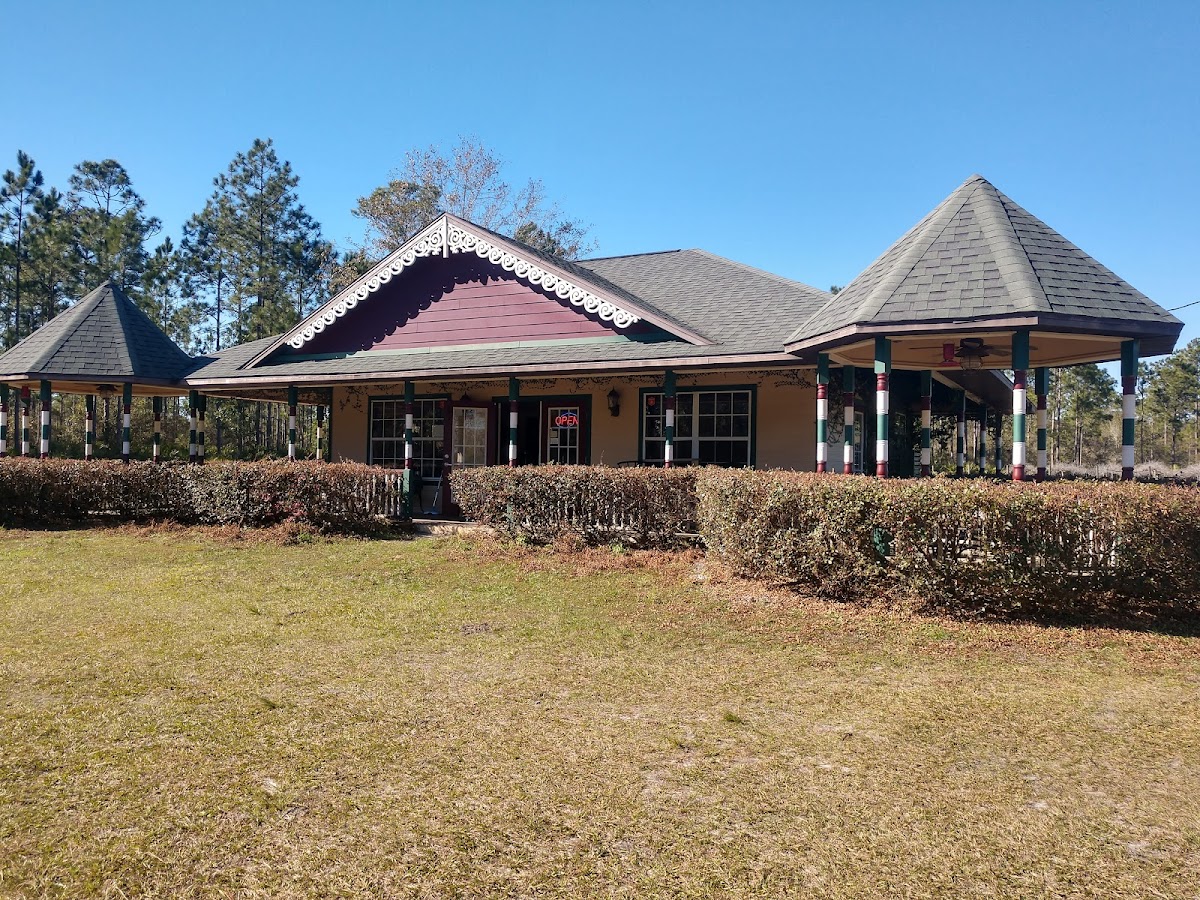 ROYAL MANOR VINEYARD AND WINERY LLC