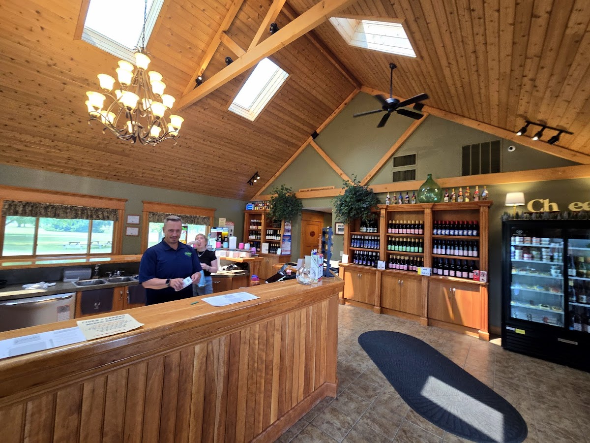 Schulze Vineyards and Winery