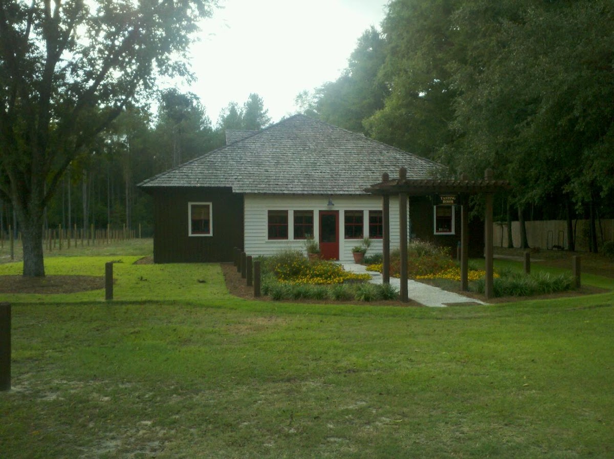September Oaks Vineyards