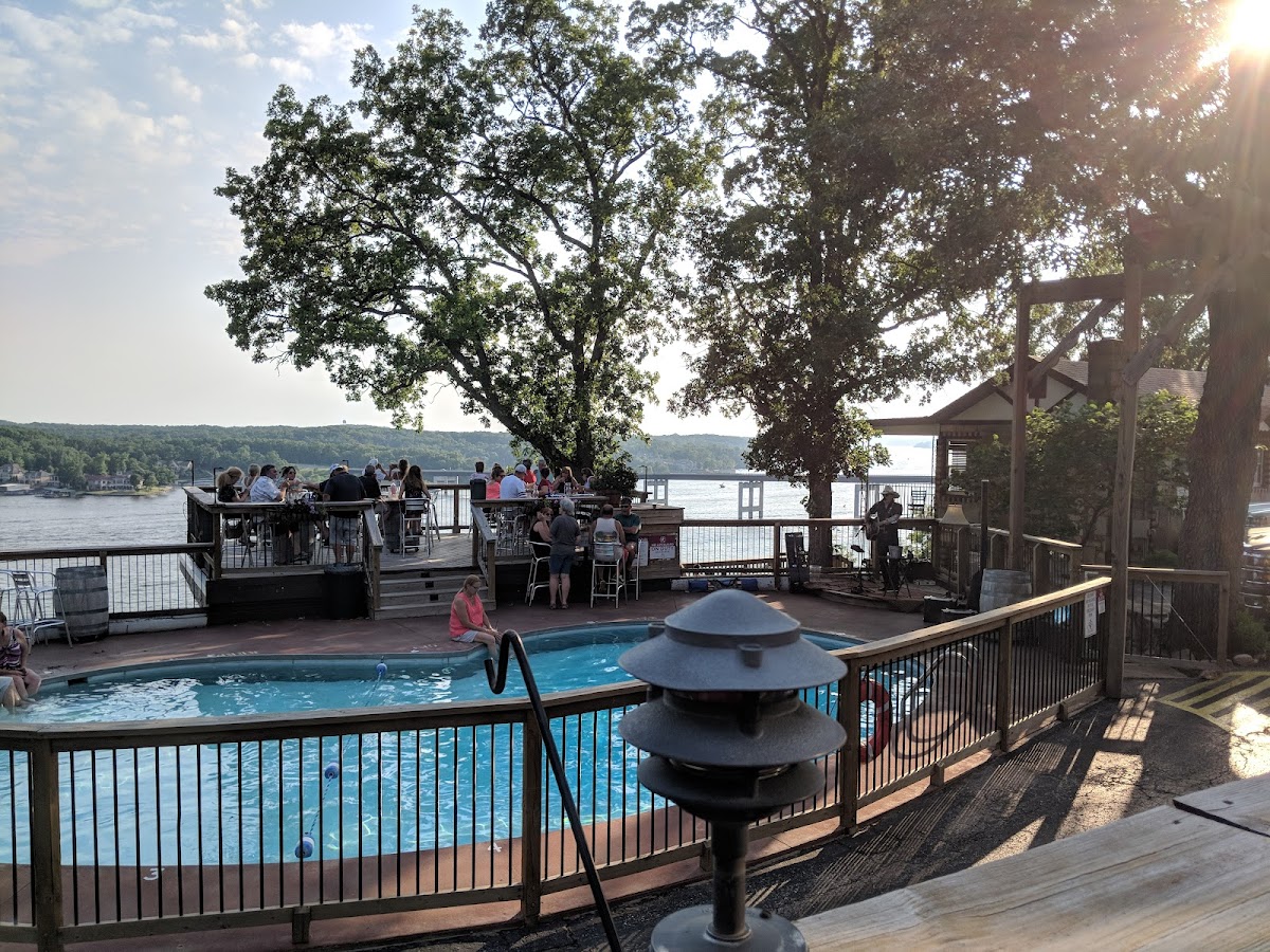 Shawnee Bluff Winery