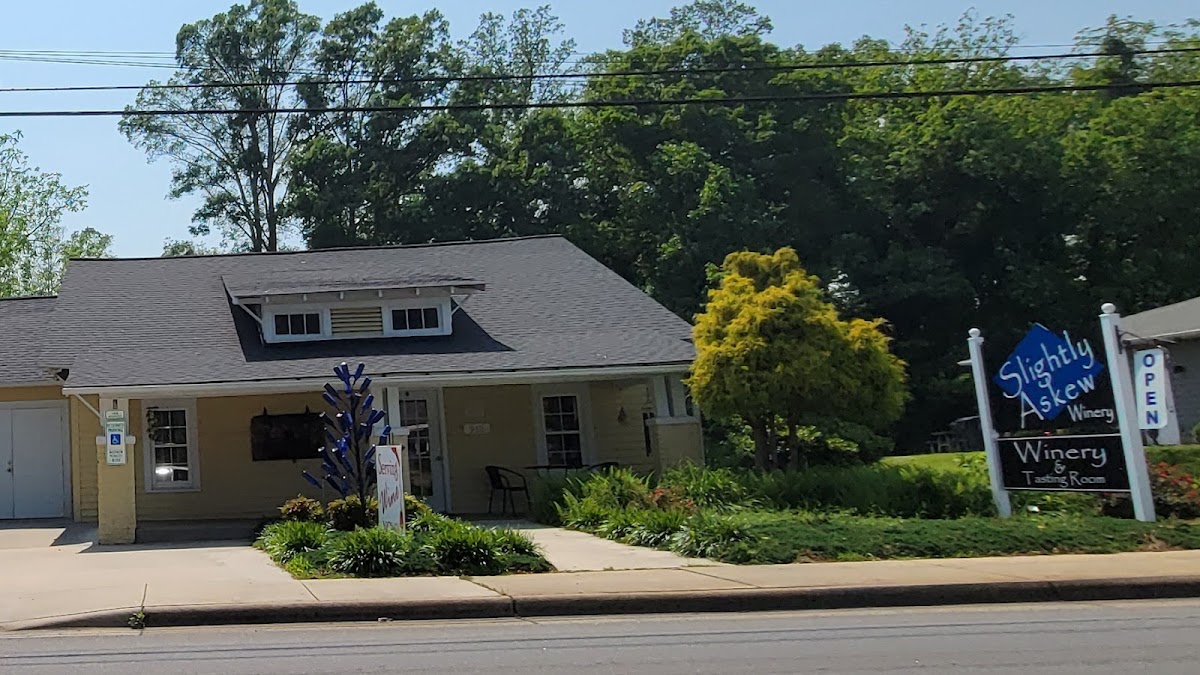 Slightly Askew Wines and Winery