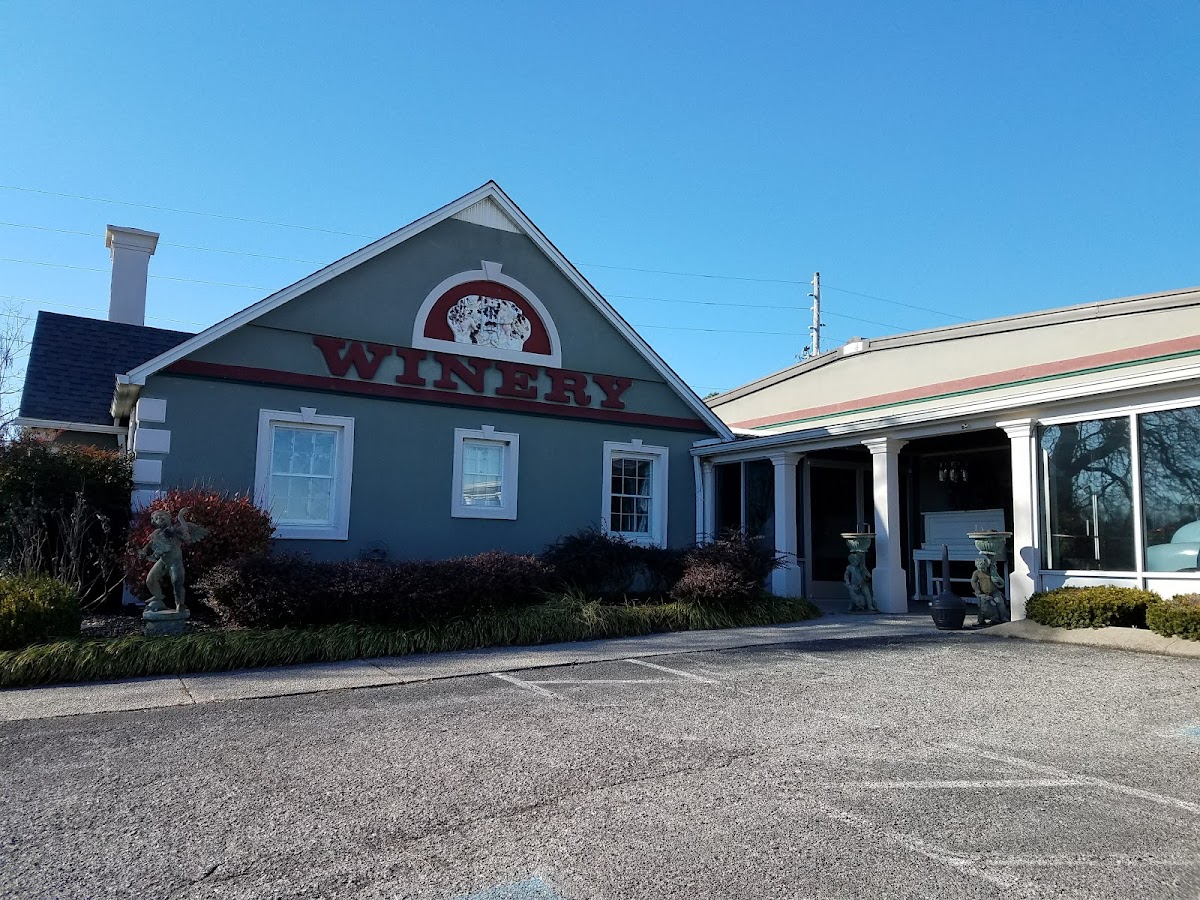 Sumner Crest Winery
