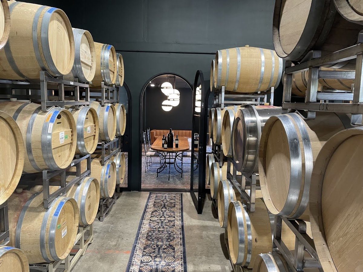 Suncru Wines LLC