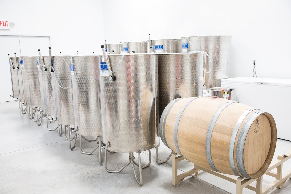 TIMBER HILL WINERY, LLC