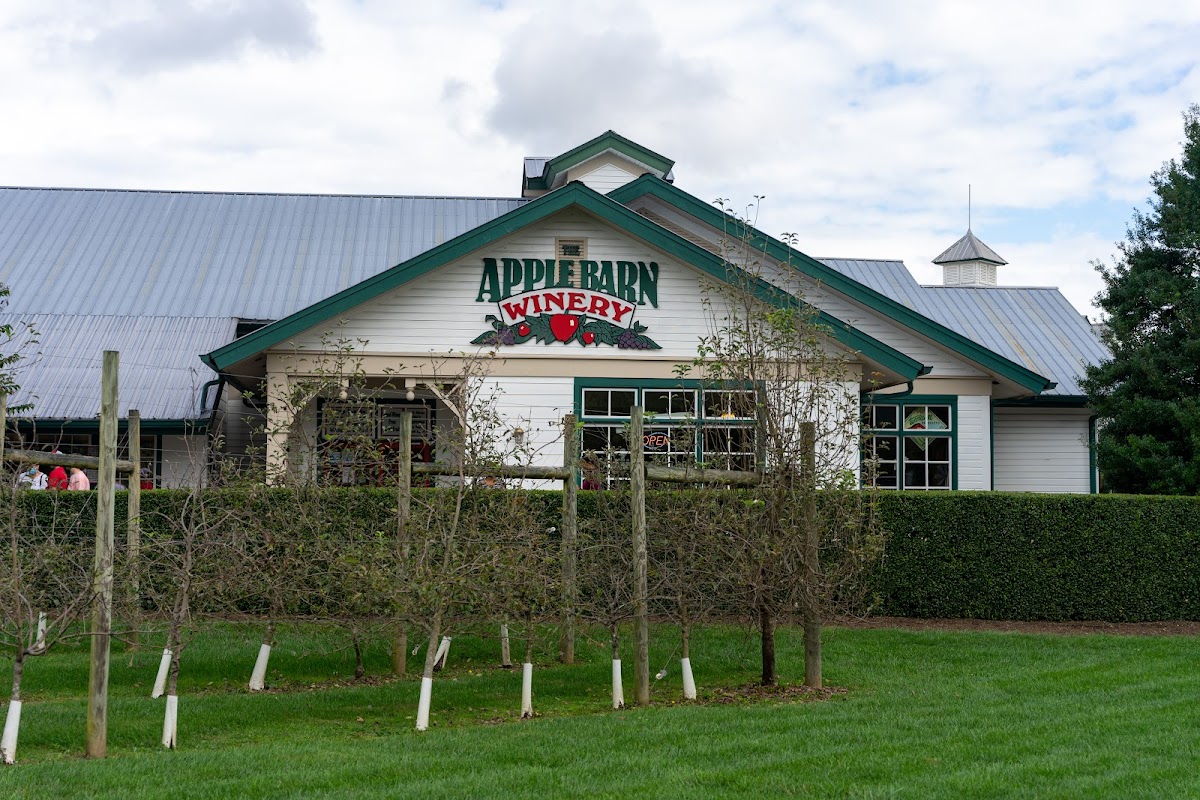 APPLE BARN WINERY