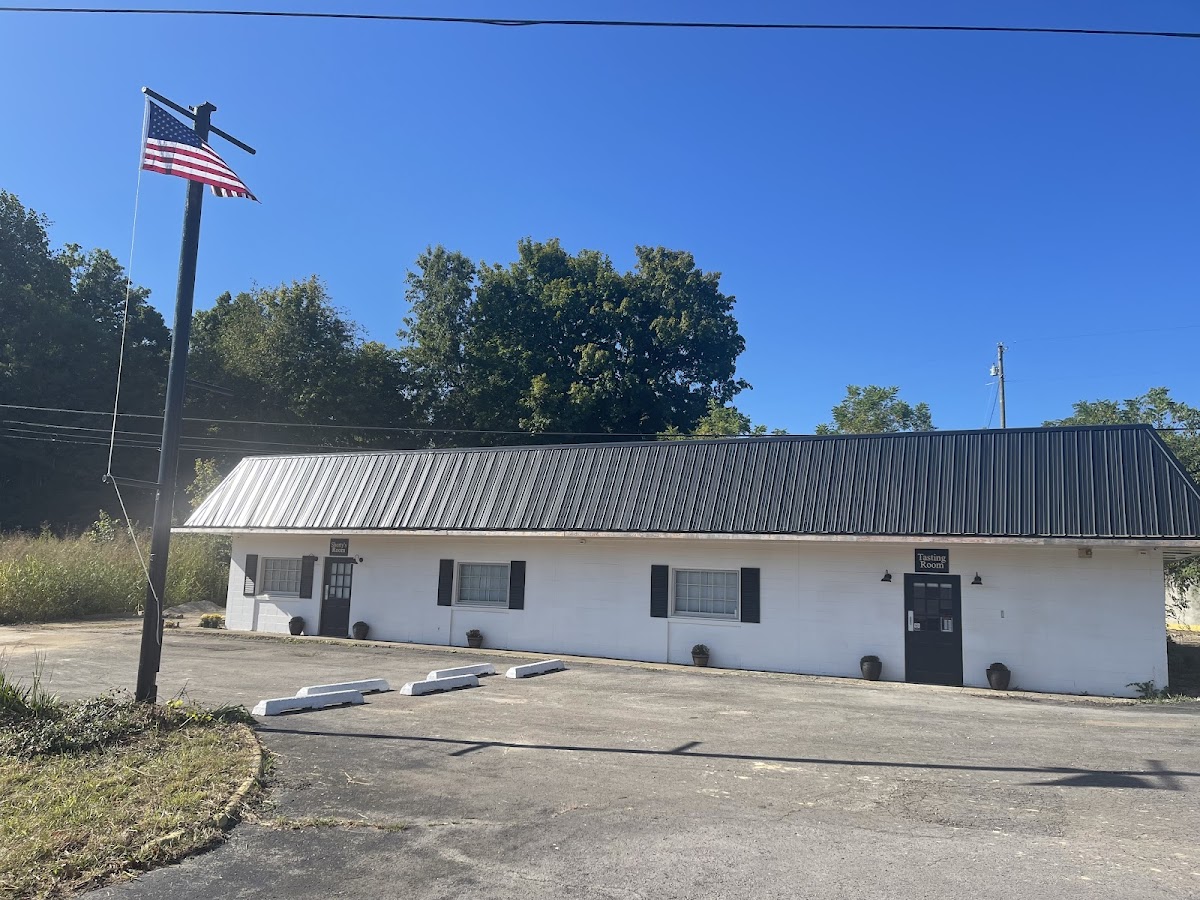 J&H Farm and Winery LLC