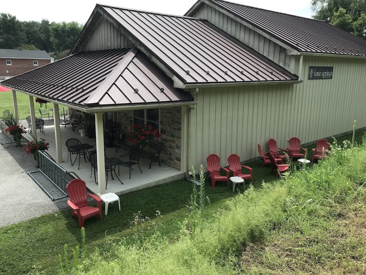 Four Springs Winery LLC