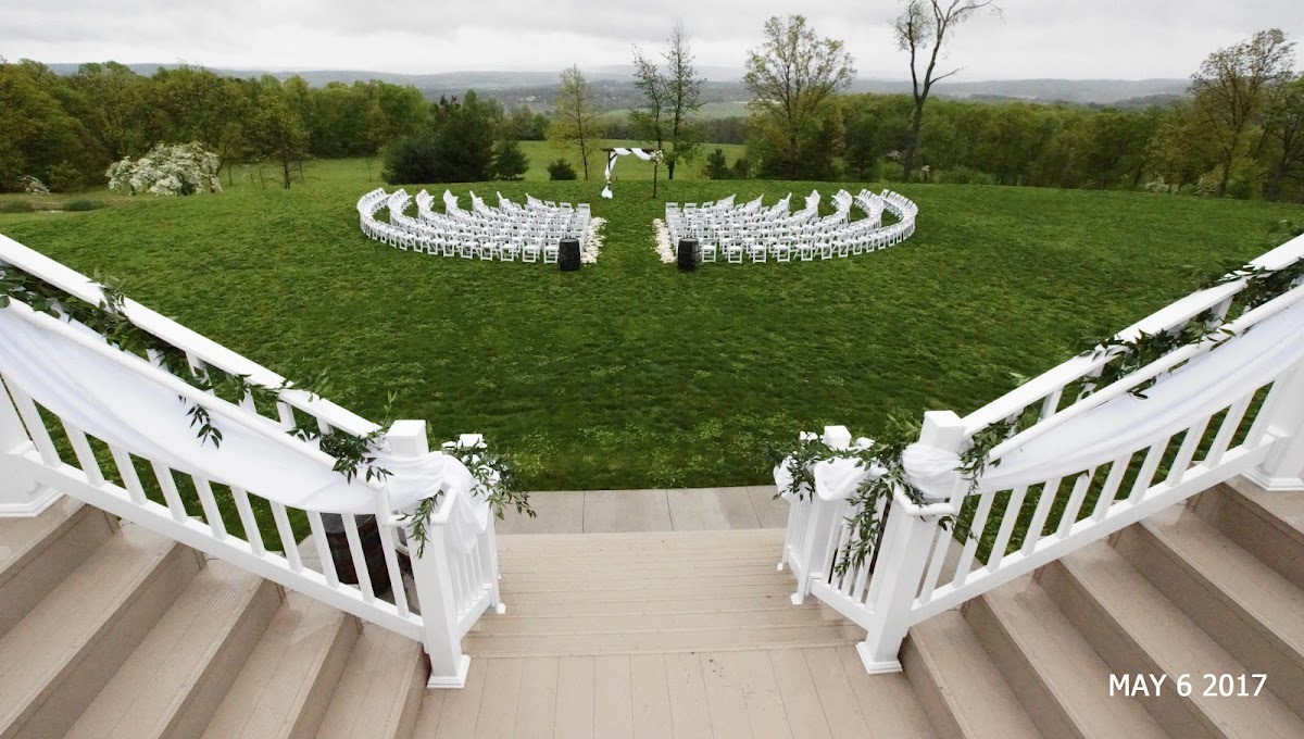 Whispering Oaks Vineyard, LLC