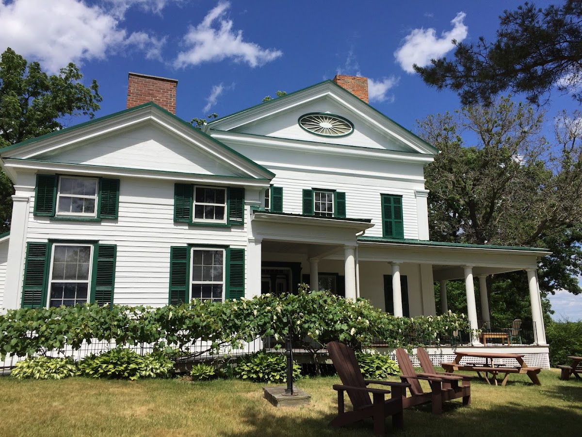 Yates Cellars Bluff Point