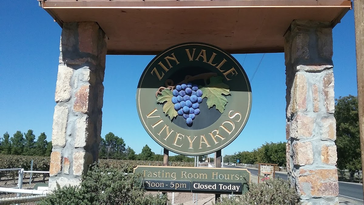 ZIN VALLE VINEYARDS