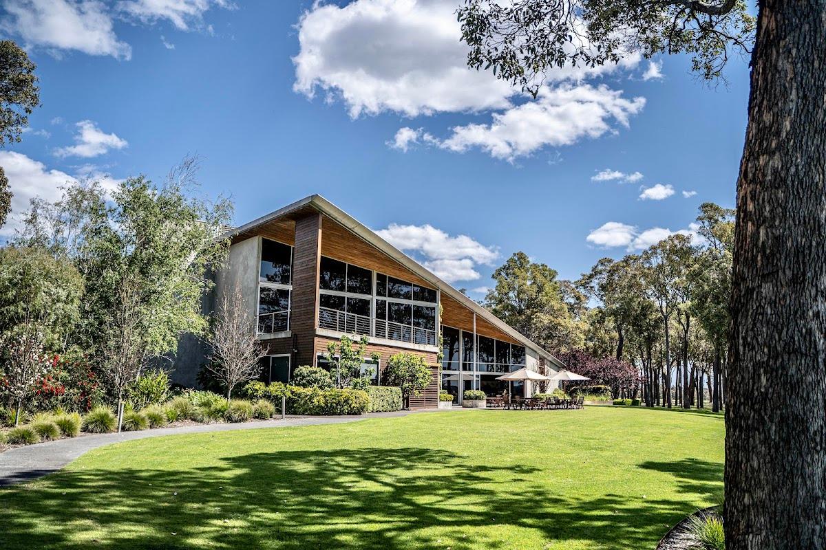MadFish Wines