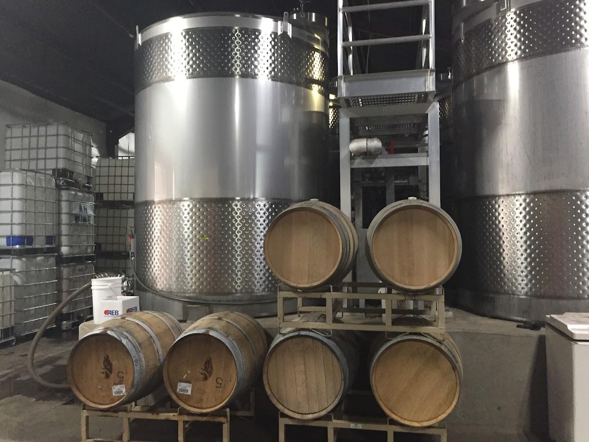ALEXIS GEORGE WINERY