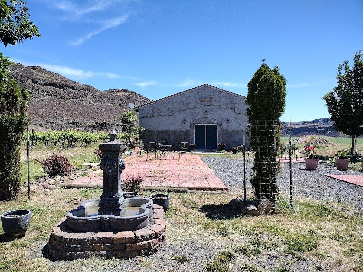 Del Rosario Family Vineyards