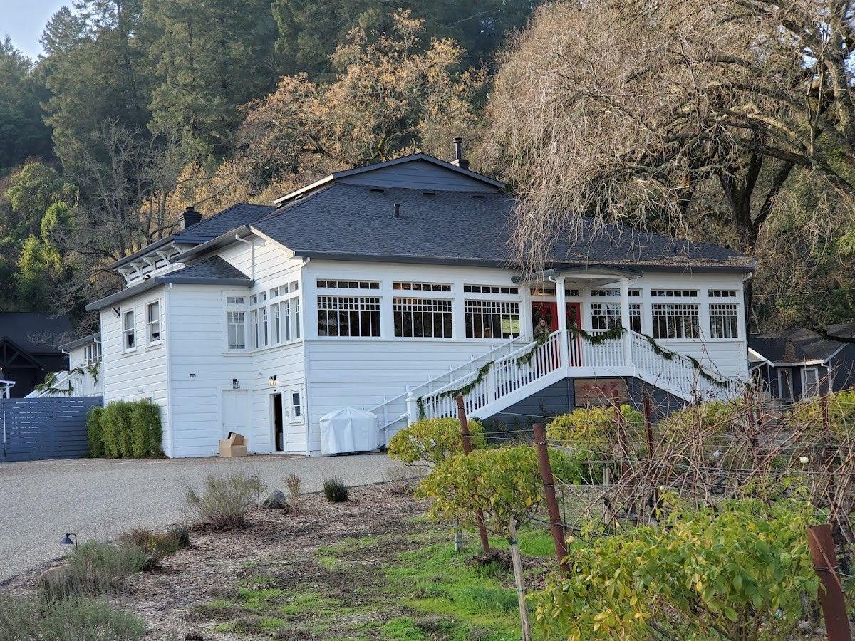 V Madrone Winery