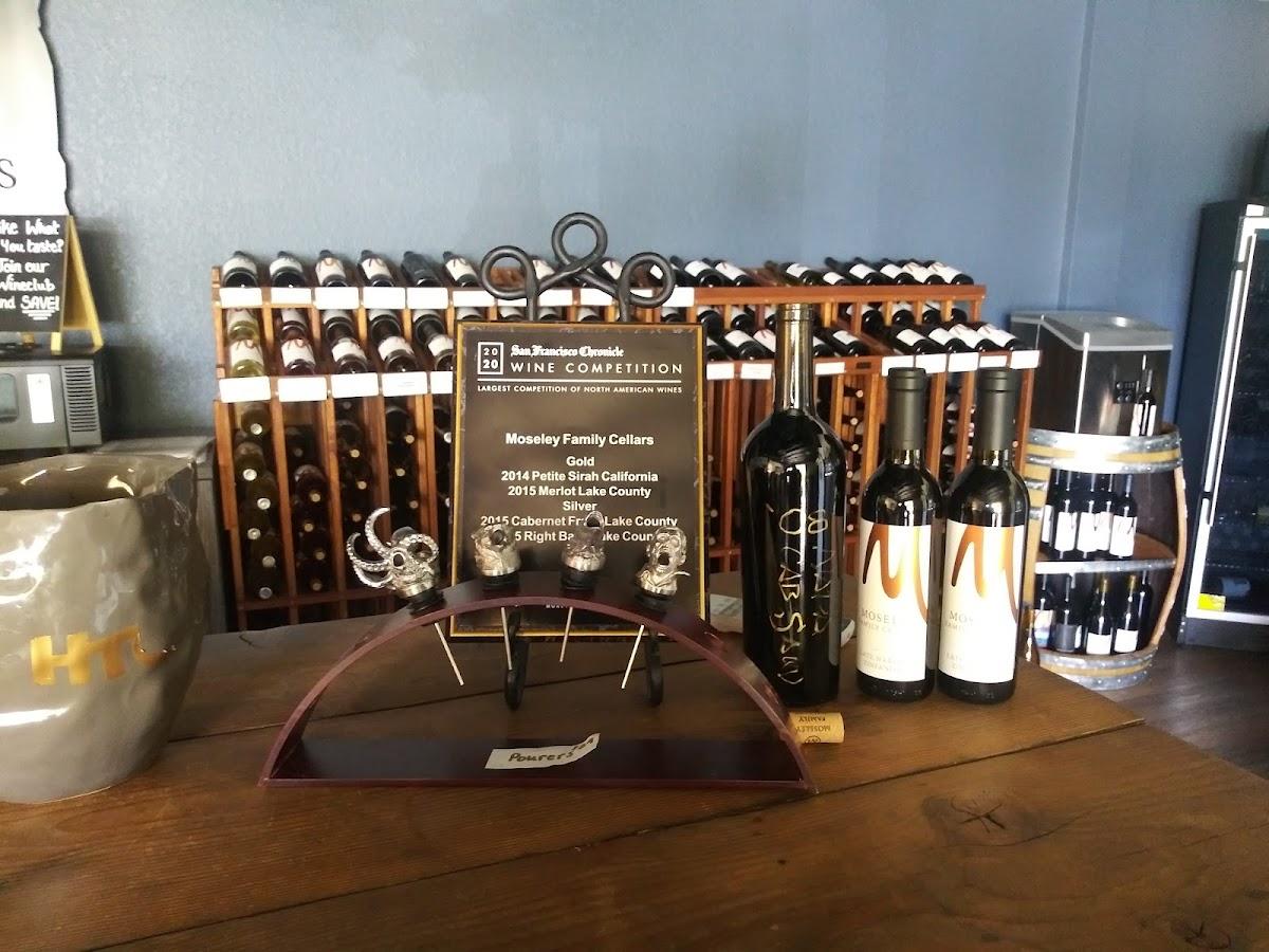 MOSELEY FAMILY CELLARS