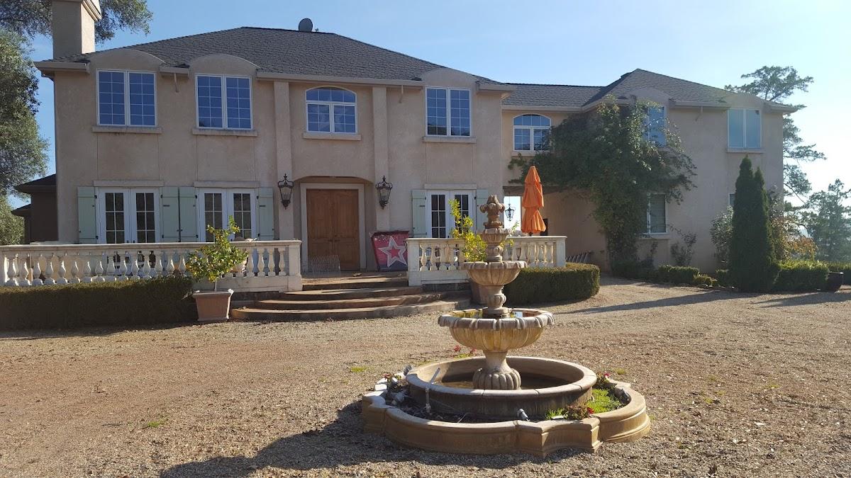 PENDLETON ESTATE VINEYARDS & WINERY
